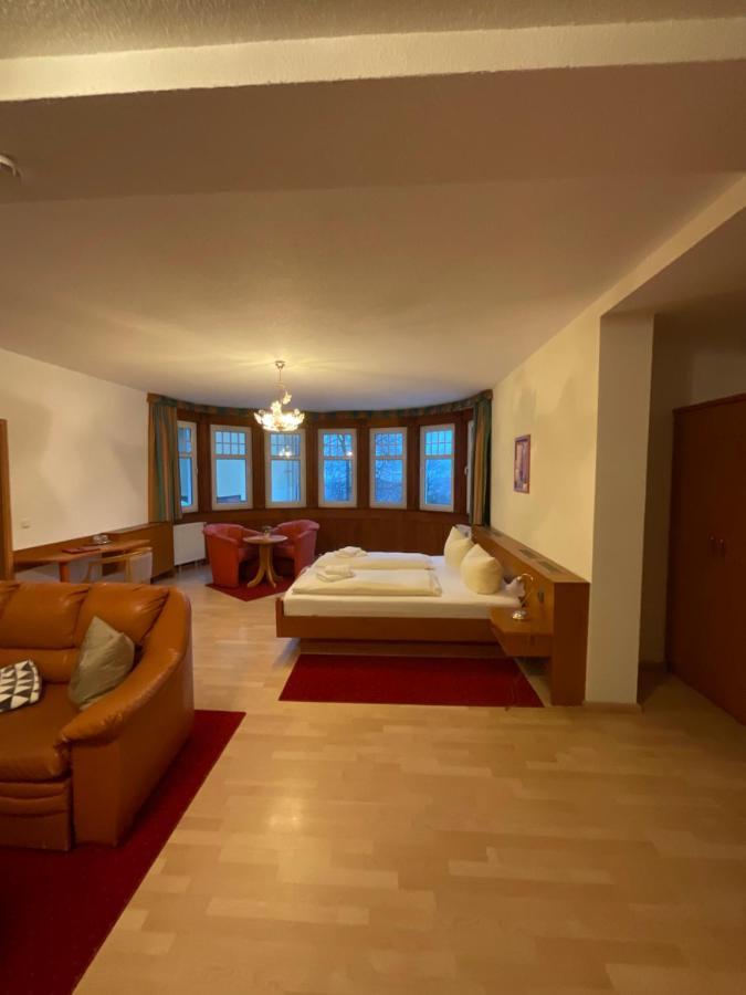 Gaststaette & Pension Waldschloesschen Oberhof  Kültér fotó
