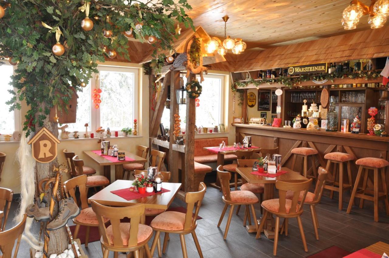 Gaststaette & Pension Waldschloesschen Oberhof  Kültér fotó
